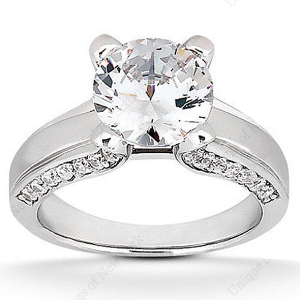 Round Brilliant Cut Engagement Ring